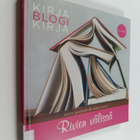 Katja Jalkanen : Rivien välissä : kirjablogikirja - pikkukuva 1