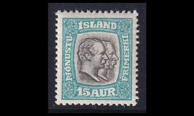 Islanti 32 ** Virkamerkki Kaksi kuningasta 15 A (14:14½) (1