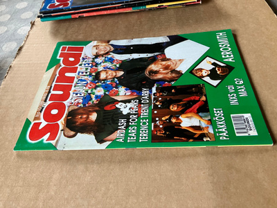 SOUNDI 10/1989 HYVÄ