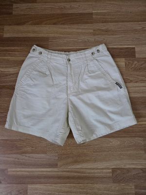 Columbia shortsit koko 38 naiselle.