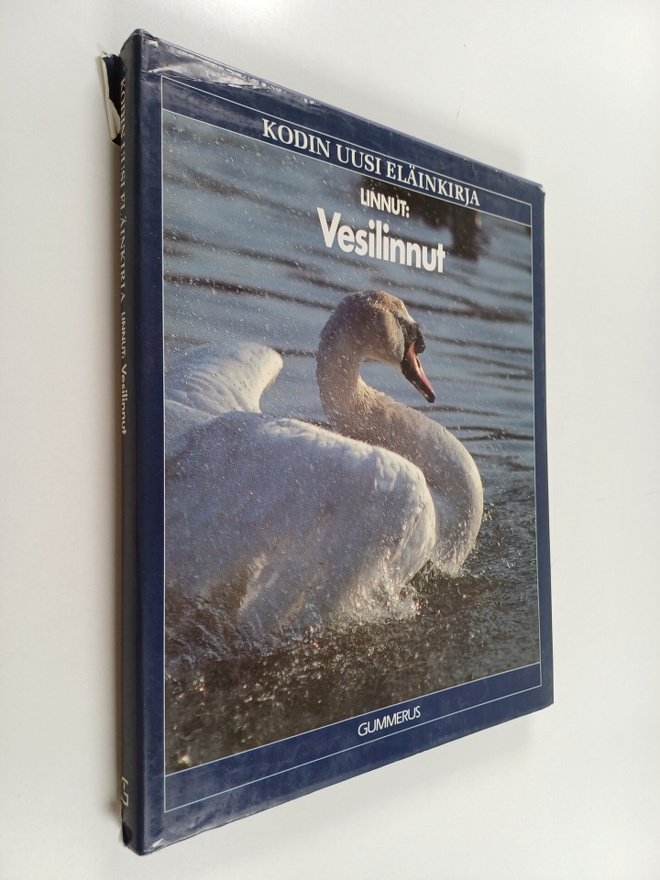 Kodin uusi eläinkirja : Linnut : vesilinnut