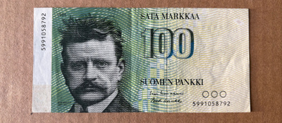 100 mk 1986 599 *korvaava*
