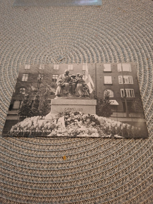 00 Helsinki Z.Topelius patsas
