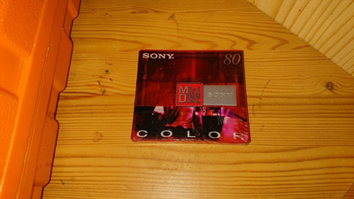 Sony Minidisc Color 74 punainen
