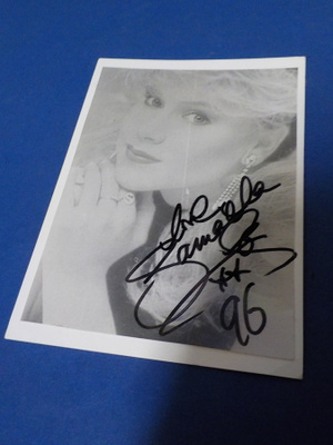 SAMANTHA FOX NIMIKIRJOITUS POSTIKORTISSA