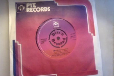 WIGAN'S CHOSEN FEW :: FOOTSEE / 7 DAYS TOO LONG : VINYYLI 7"