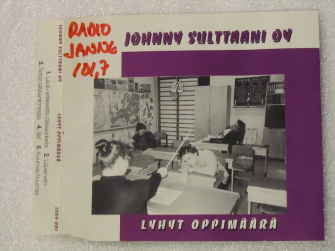 Johnny Sulttaani Oy • Lyhyt oppimäärä CD-EP