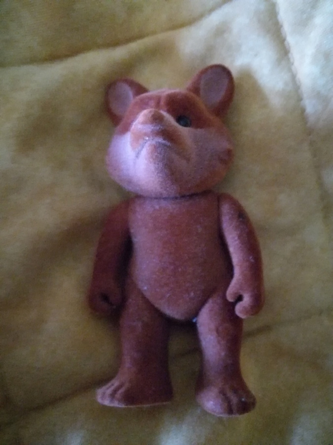 Ruskea nalle 8 cm ( matta "karvamainen"pinta )