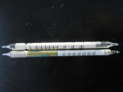 CO2 reagenssiputket