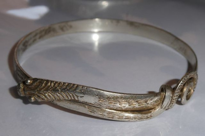 Hopeinen käärme rannekoru Egypti vintage