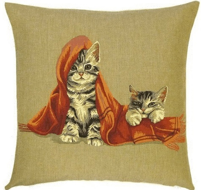 KISSANPENNUT PEITON KANSSA sisustustyynynpäällinen