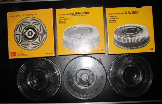 3x Kodakin diakarusellia á 80 kuvalle