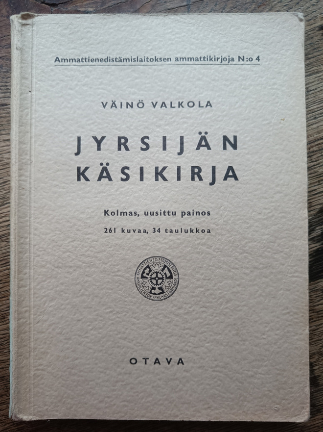 Väinö Valkola: Jyrsijän käsikirja