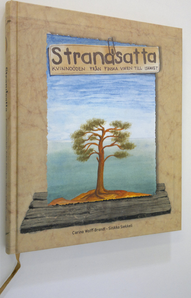 Carina Wolff-Brandt : Strandsatta : kvinnoöden från Finsk...