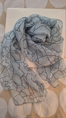 SILKKI HUIVI MADE IN ITALY
