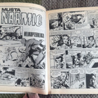 MUSTANAAMIO TASKUKIRJA 1990 - pikkukuva 4