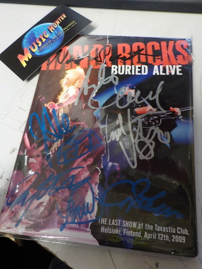 HANOI ROCKS - BURIED ALIVE DVD KOKO BÄNDIN NIMMAREILLA