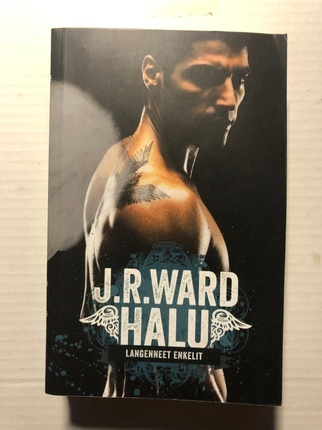 J.R. Ward Halu Langenneet enkelit