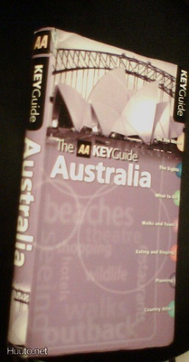 The AA KEY Guide AUSTRALIA matkaopaskirja (2004) Sis.pk:t
