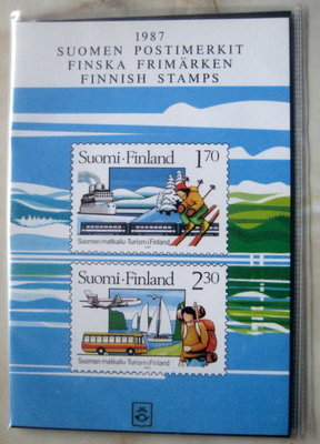 1987 Vuosilajitelma **muovikotelossa.