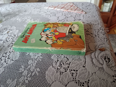 1/4 osa Aku Ankka vuosikirja v 1991