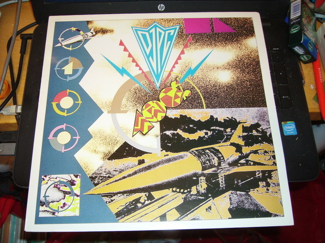 LP : D. J. P. C.  : 100 % ( 1992 BITE RECORDS ) SIS.PK !