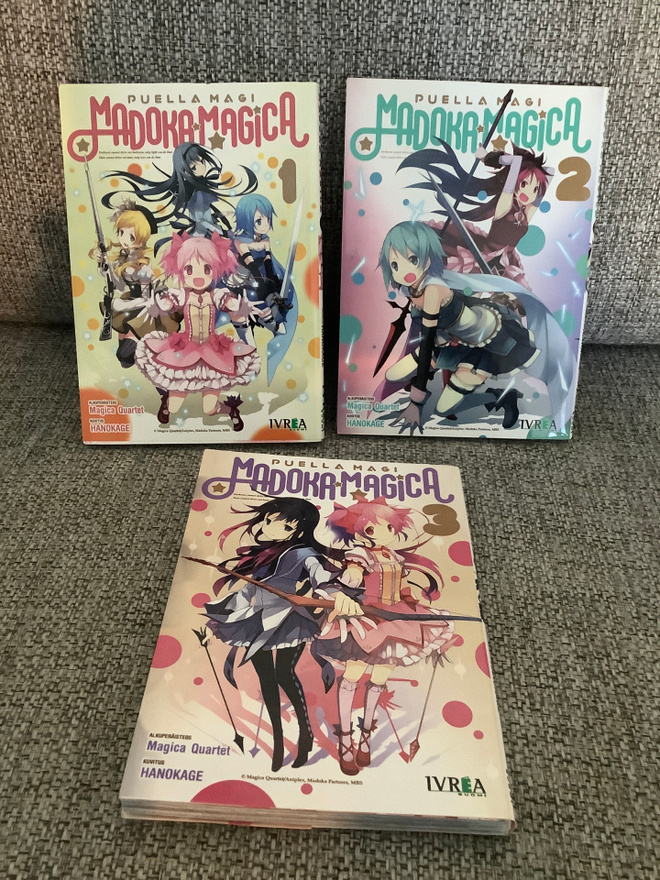 PUELLA MAGI - MADOKA MAGICA  (OSAT 1-3)  SUOMI