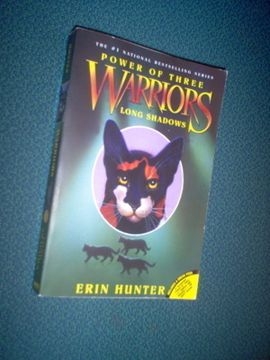Erin Hunter: Warriors, Power of Three 5: Long Shadows