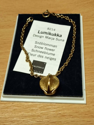 KALEVALA, LUMIKUKKA -rannekoru, pronssi, papuketju