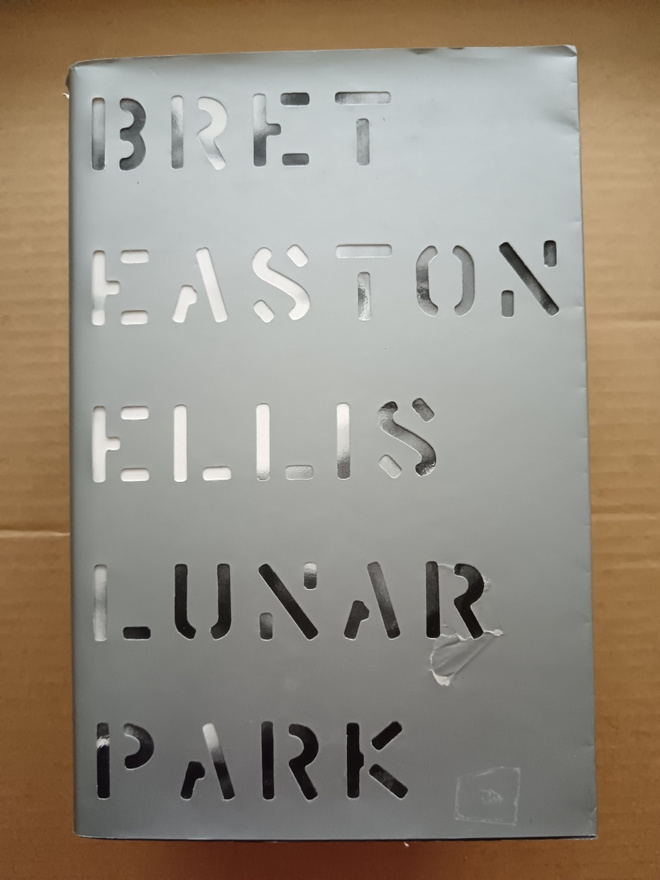 Brett Easton Ellis - Lunar park Pehmeäkantinen