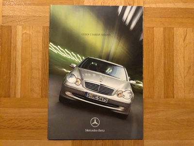 Esite Mercedes C-sarja W203 vuodelta 2000 - suomenkielinen