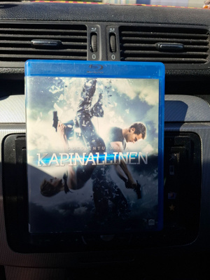 Divergent - Kapinallinen Suomi Bluray