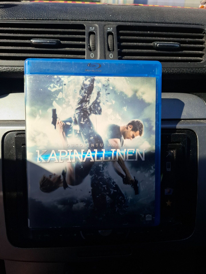Divergent - Kapinallinen Suomi Bluray