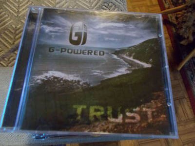CD G - POWERED ** TRUST **