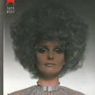 Patricia Moyes, Muotimurha - pikkukuva 1