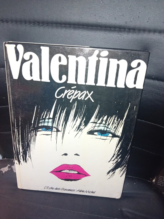 Crepax : Valentina ( SIS POSTIKULU )
