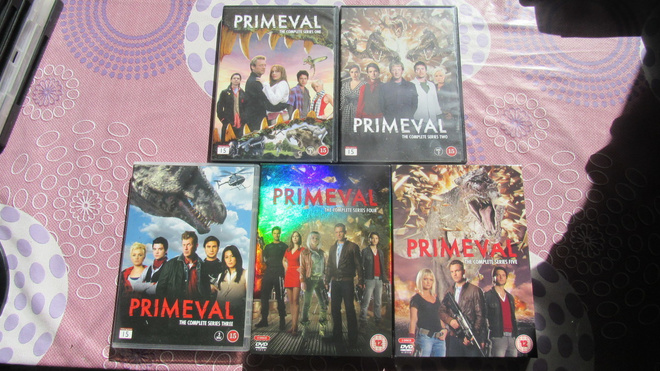 Primeval - Uhka menneisyydestä 1-5 DVD