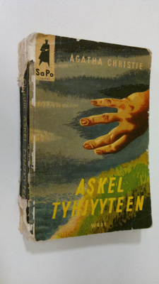 Agatha Christie : Askel tyhjyyteen