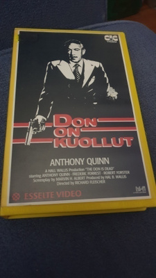 Don on Kuollut (1973) Anthony Quinn, Robert Forster