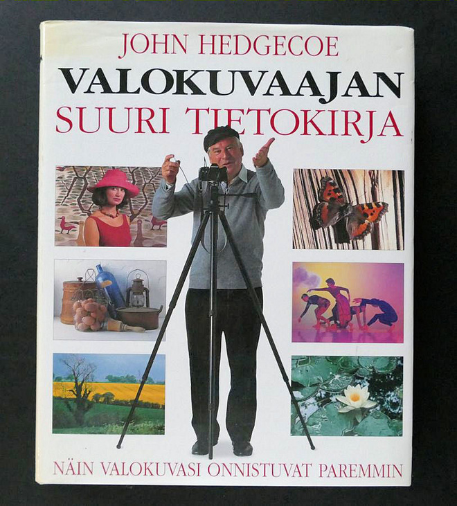 John Hedgecoe:  VALOKUVAAJAN SUURI TIETOKIRJA