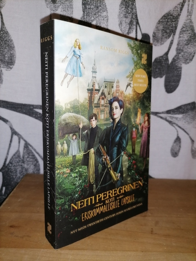Neiti Peregrinen koti eriskummallisille lapsille - Uusi