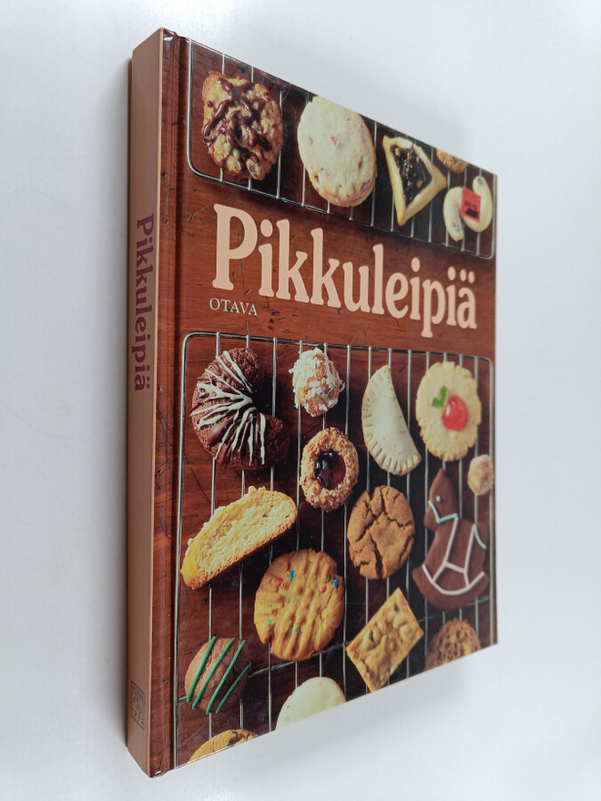 Anita (suom.) Patala : Pikkuleipiä