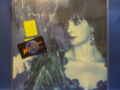 ENYA - SHEPHERD MOONS - EU 1991 1ST. PRESS M-/EX+ LP