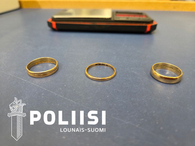 3x kullanvärinen sormus