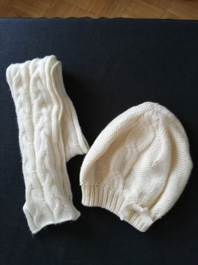 Luonnonvalkoiset pipo ja kaulaliina, Woolmark Blend
