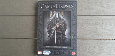 DVD: Game of Thrones - 1 kausi 5xDVD (2012)