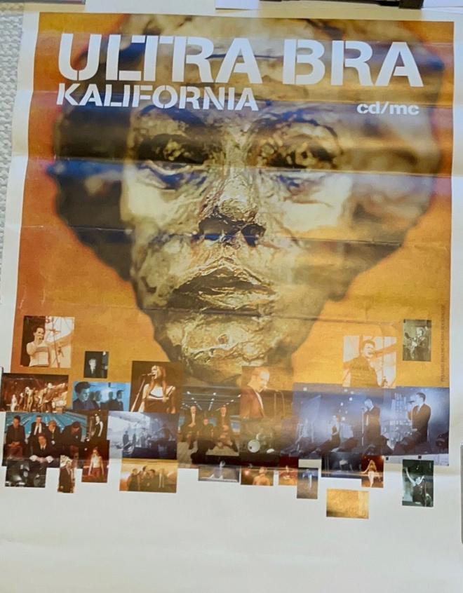 Ultra Bra juliste ja cd