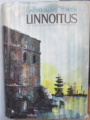 Catherine Gavin: Linnoitus, Wsoy 1964. 3p. 435 s.