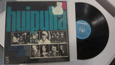 3xLP Huipulla 11 -77 Ots laulaa 1980 Jurva Savotan Sanni 75