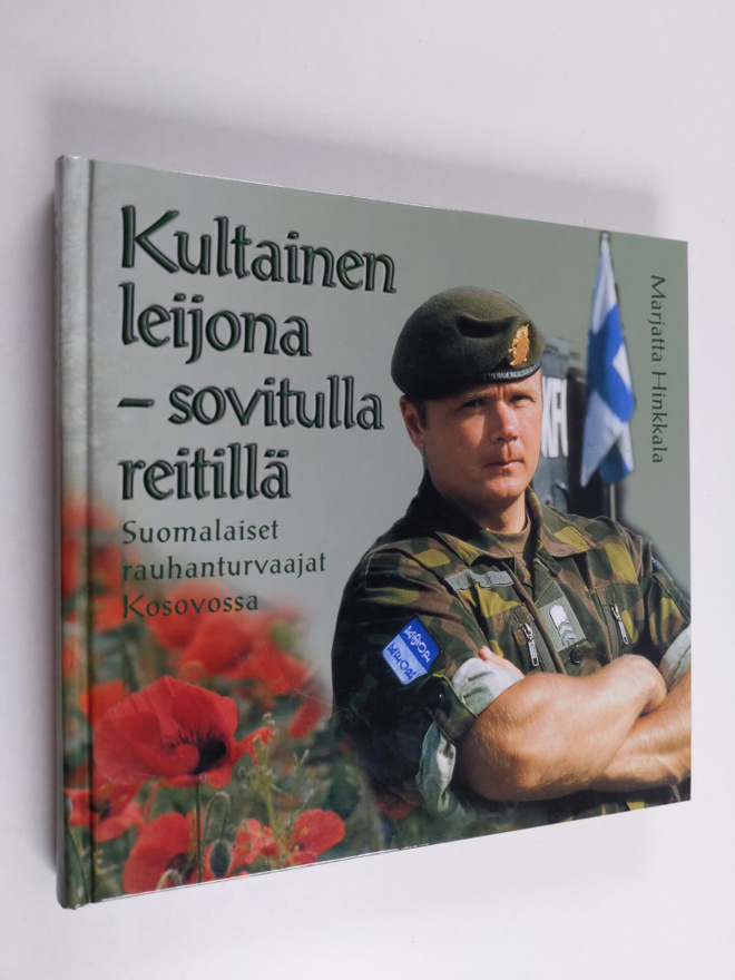 Marjatta Hinkkala : Kultainen leijona - sovitulla reitillä